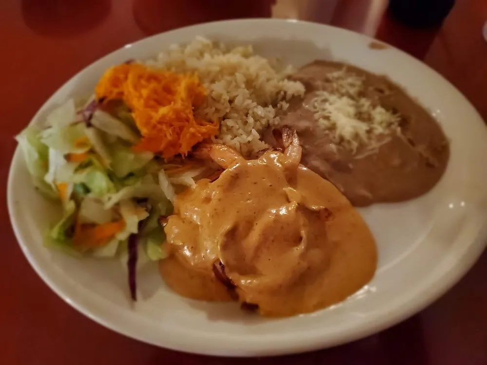 Medallon De Camarones a La Crema Con Tocino